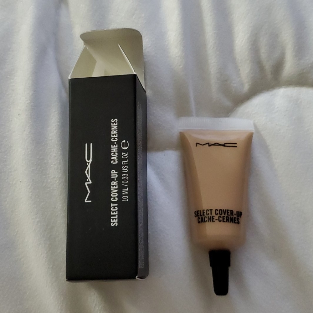 MAC SELECT COVER-UP NC35 NEW IN BOX